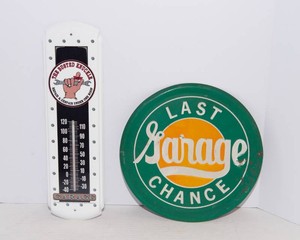 Metal Garage Signs  Thermometer & Green Circular Sign