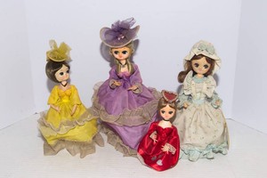 Bradleys Wonderful World Of Dolls