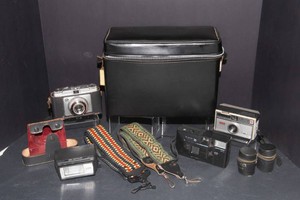 Vintage Cameras & Accessories Lot  Heiland, Kodak, Sears & More