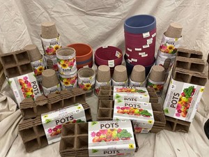American Seed Seed Starter Pots & Planters Mixed Lot