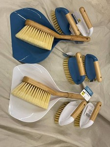 Trueliving Bamboo Dustpan & Brush Set