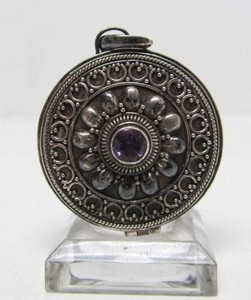 Orante Vintage Sterling Silver &amp Amethyst Snuff Pendant  Locket