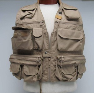 Quality ORVIS Fly Fishing Vest wBox of Flies - Size L
