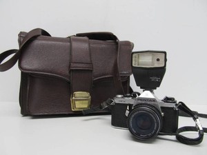Nice Vintage PENTAX Film Camera wZoom Lens &amp Travel Case