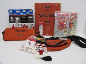 Very Cool Lot of NOS Vintage 90s CHICAGO BULLS  Michael Jordan Items