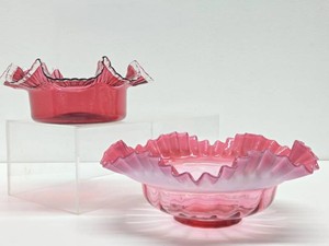 Nice Vintage Cranberry Glass Ruffled Edge Bowls&nbsp