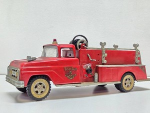 Nice Vintaeg TONKA Pressed Steel Fire Truck&nbsp