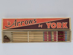 NOS Vintage Set of 12 YORK Arrows&nbsp