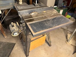 Table Saw - Sears Craftsman 10 Inch Bench Saw Model 113.12171