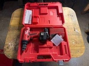 Cordless Drill - Milwaukee Power-Plus 0516-20 14.4V Kit