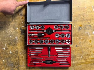 Tap and Die Set - Craftsman Metric 52095 52-Piece