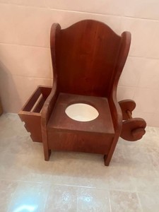 Childs Potty Chair - Wooden 21in Tall