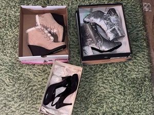 Womens Shoes Mixed Lot Anne Klein, Sugar & Hippie Laundry (Lot of 3)