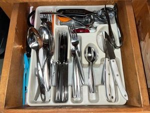 Flatware Set - Assorted Stainless Steel Utensils & Steak Knives