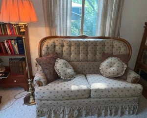 Loveseat & Lamp - Vintage Broyhill Floral Upholstered Set