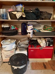 Kitchen Storage & Cookware Mixed Lot Rival Crock-Pot Coleman Progressive
