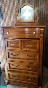 Vintage Oak Dresser With Mirror 53 X 36 X 18 in - Keepsakes Pulaski