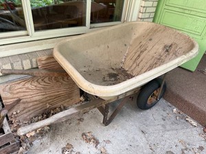 Wheelbarrow Scenic Road Mfg Garden Cart