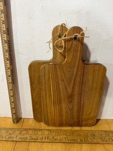 2 Cutting Boards