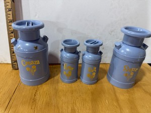 Plastique Set