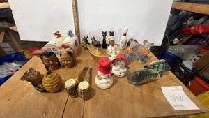 Wooden Box with Salt and Pepper Shakers
