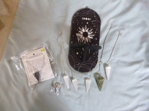 7 Pendulums and Holder