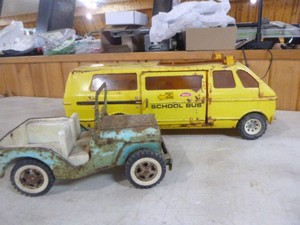 2 Vintage Tonka Vehicles
