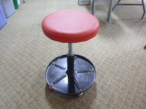 Mechanics Stool with Tool Tray on Casters
