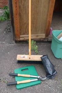 GARAGE EQUIPMENT