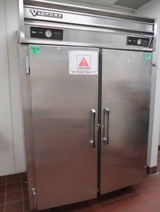 VICTORY HALLMARK COMMERCIAL REFRIDGERATER AND FREEZER