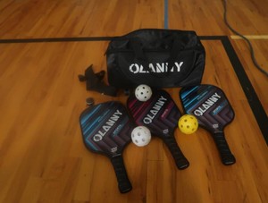 PICKLE BALL SET IN OLANNY BAG