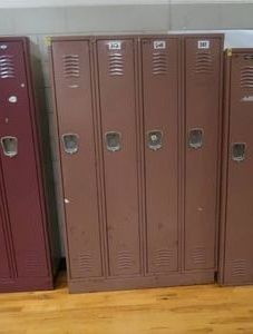 4 REDISHPINKISH LOCKERS