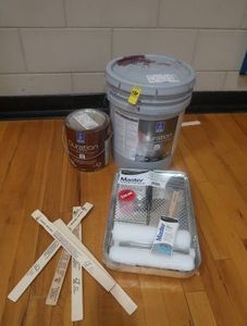 PAINTING LOT