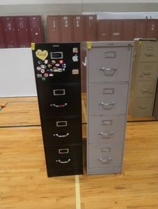 2 4 DRAWER FILE C ABINETS
