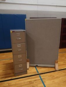STAND UP PRIVACY BOARD AND 4 DRAWER FILE CABINET