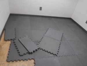 PUZZLE PIECE PADDED FLOORING