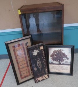 ROLLING VINTAGE STERIO CABINET AND WALL ART