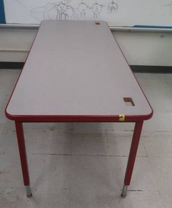HEIGHT ADJUSTABLE TABLE