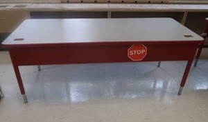 HEIGHT ADJUSTABLE TABLE