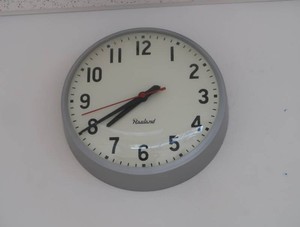 WALL CLOCK