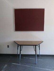 MAROON BULLETIN BOARD AND DESKTABLE