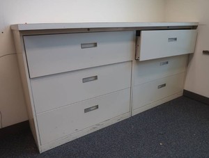 METAL FILING CABINET