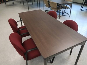 FOLDING TABLE AND 4 PLUSH CHAIRS