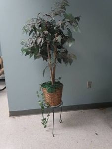 ARTIFICIAL HOUSE PLANT  PLANT STAND  HOME DECOR