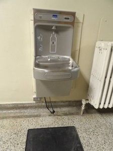 ELKAY WATER FOUNTAIN