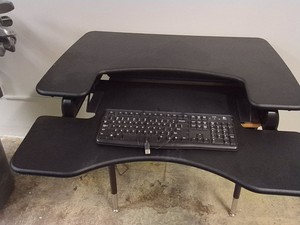 STANDING COMPUTER DESK VERIDESK