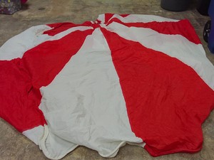 SILKY NYLON PARACHUTE