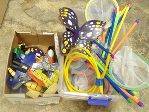 LARGE KIDS BUTTERFLY NETS AND LARGE BUBBLE BUTTERFLYS