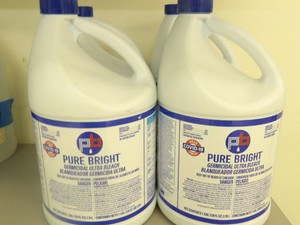 4 NEW CONTAINERS OF PURE BRIGHT BLEACH