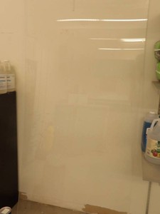 LARGE PIECE OF PLEXIGLASS